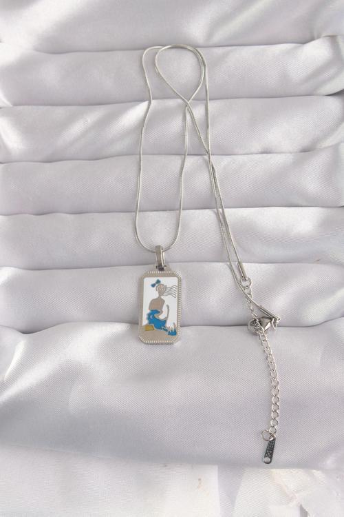 Zarif Kadın için Silver Çelik Beyaz Mineli Kız Tip Tarot Kolye