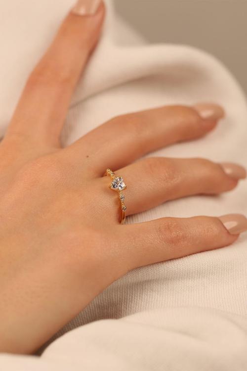 Çgk Kuyumculuk Sevgililer Gününe Özel Kalpli Tektaş Altın Yüzük