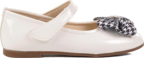 Beyaz Rugan Kurdeleli Hafif Kız Çocuk Babet 180 B