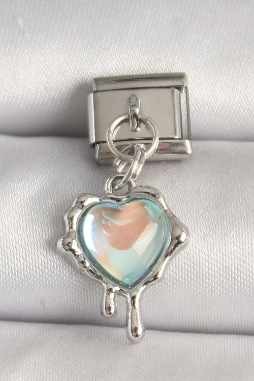 316L Çelik Gümüş Renk Mavi Hologram Mineli Eriyen Kalp Model Nomination Charm SL11287