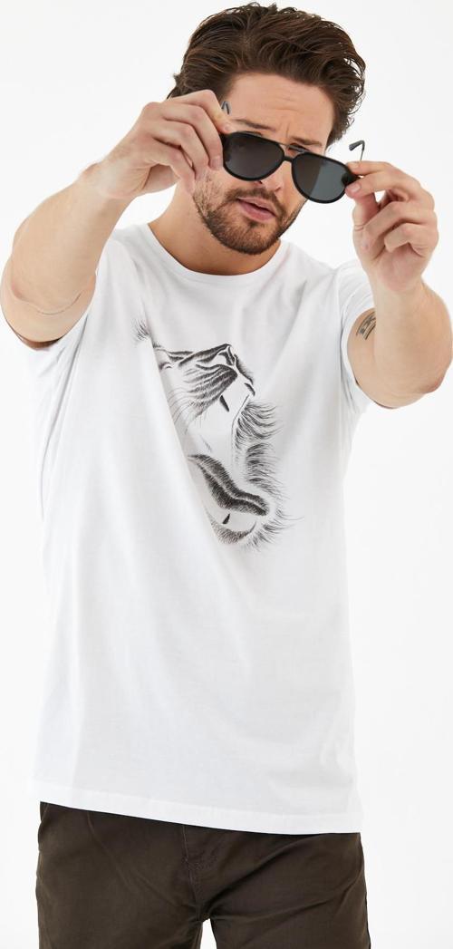 Lion Aslan illüstrasyon Baskılı Bisiklet Yaka Erkek Tişört