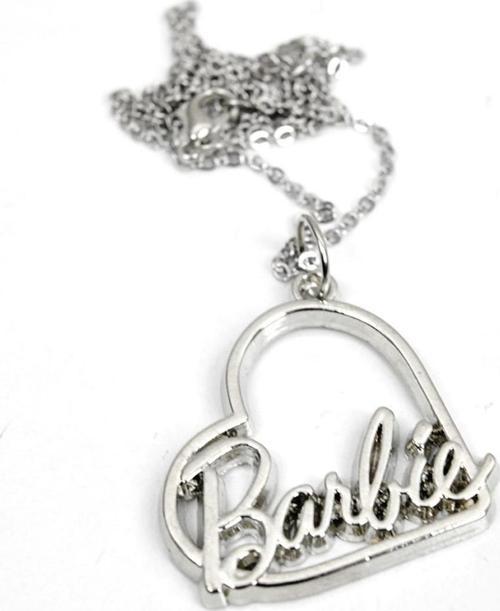 Barbie Yazılı Kalpli Kız Çocuk Kolye
