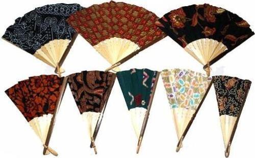 Büro Ev Ofis Persone Hediyesi için Mini Bez Bambu Yelpaze