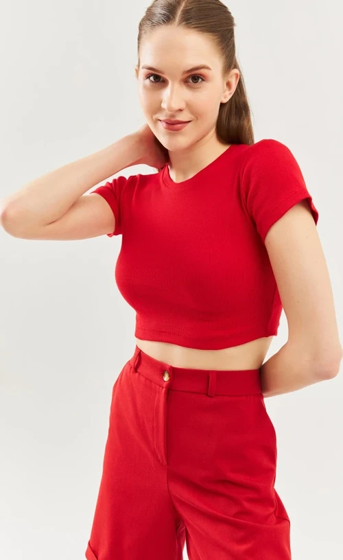 Aqua Kısa Kol Bisiklet Yaka Vücuda Oturan %100 Pamuklu Kaşkorse Esnek Crop Bluz