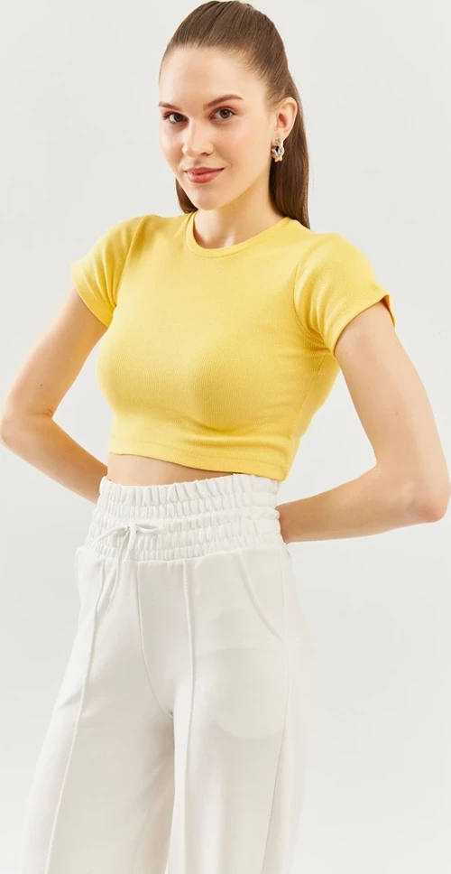 Aqua Kısa Kol Bisiklet Yaka Vücuda Oturan %100 Pamuklu Kaşkorse Esnek Crop Bluz
