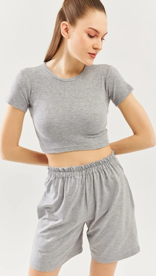Aqua Kısa Kol Bisiklet Yaka Vücuda Oturan %100 Pamuklu Kaşkorse Esnek Crop Bluz