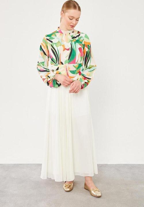 Zümrüt Yakası Büzgülü Arkası Gipeli Bluz