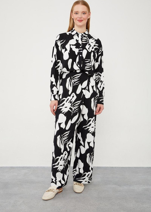 Lacivert Çiçek Desen Gömlek Yaka Pantolonlu Takım