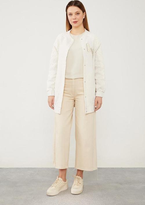 Ekru Triko İşlemeli Ceket