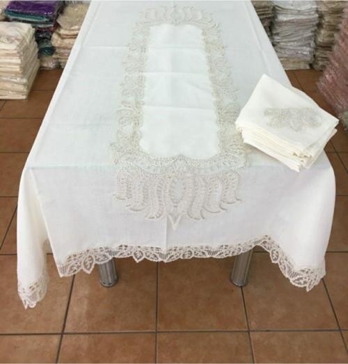 Gardenya 12 Kişilik Masa Örtüsü Takımı Fransız Dantel Krem