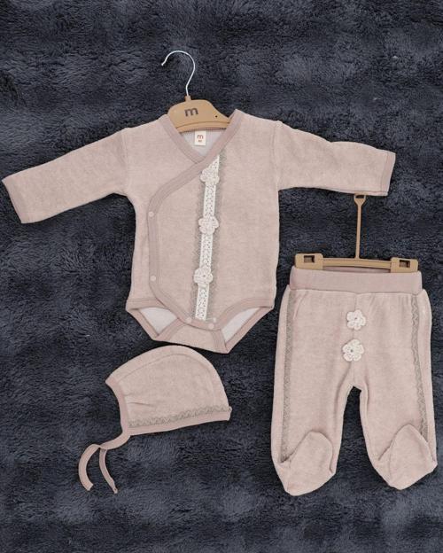 Organik Havlu Kumaştan Kruvaze Bebek Takımı (Body, Pantolon Ve Şapka)