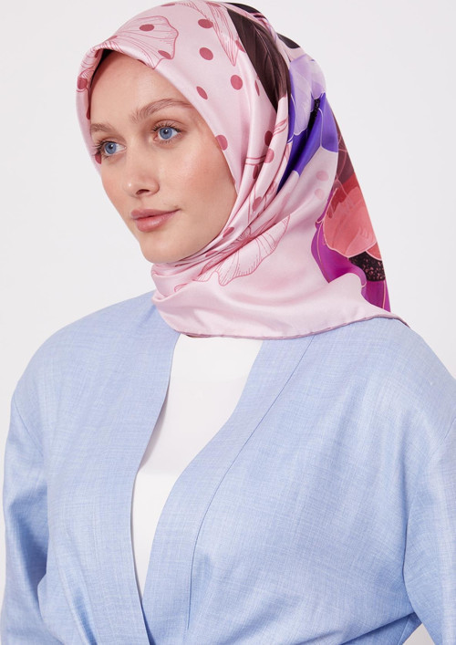 Pembe Lotus Çiçek Desen Twill İpek Eşarp