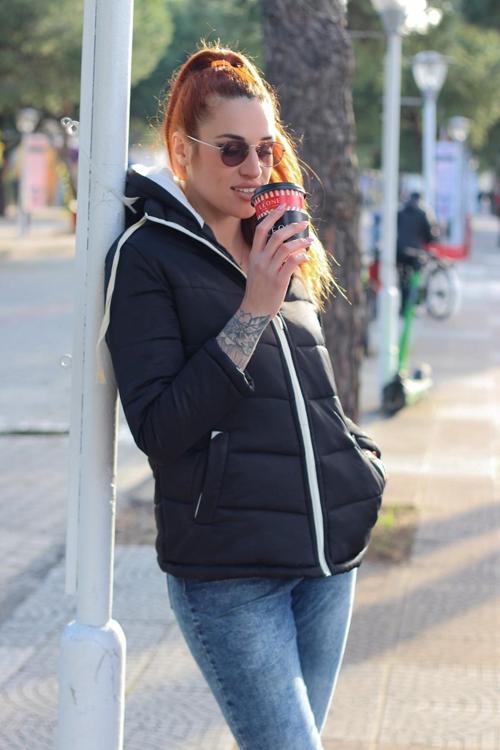 Günlük Şık Kapüşonlu Kısa Kışlık Kadın Şişme Mont