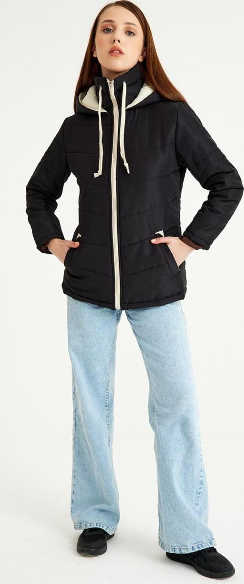 Günlük Şık Kapüşonlu Kışlık Kadın Şişme Mont