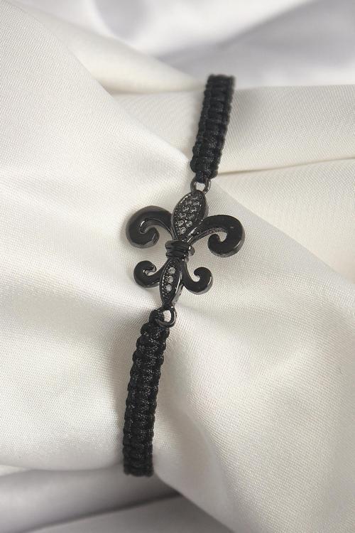 Pirinç Siyah Renk Zirkon Taş İşlemeli Zambak Figür Asansörlü Makrome Model Kadın Bileklik - EBJ250301W31660