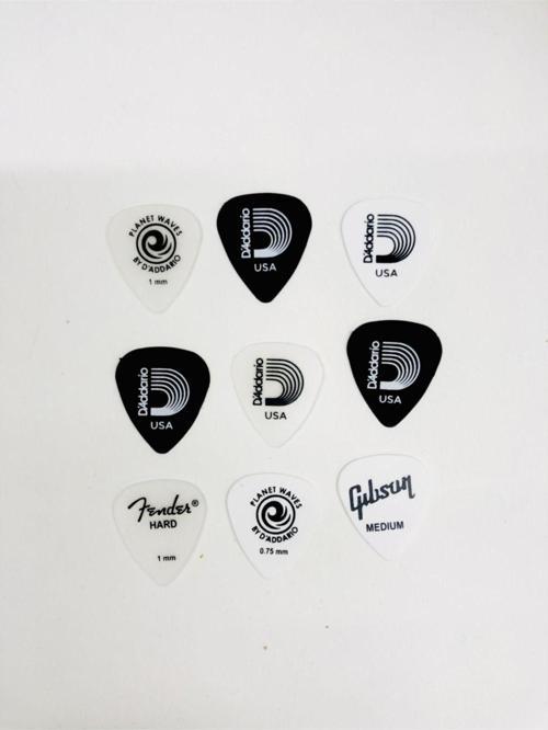 9 Adet Gitar Penası
