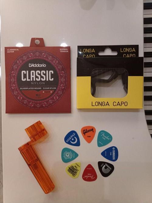 Daddario Klasik Gitar Teli + Burgu Çevirici + Gitar Kaposu + Pena Seti