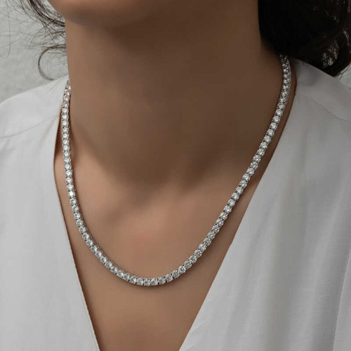 Gümüş 4 mm Beyaz Taşlı Su Yolu Kadın Kolye SL5340