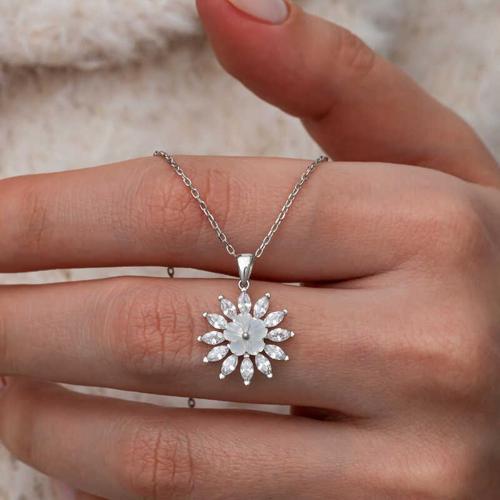 Gümüş Beyaz Manolya Çiçeği Kadın Kolye SL9967