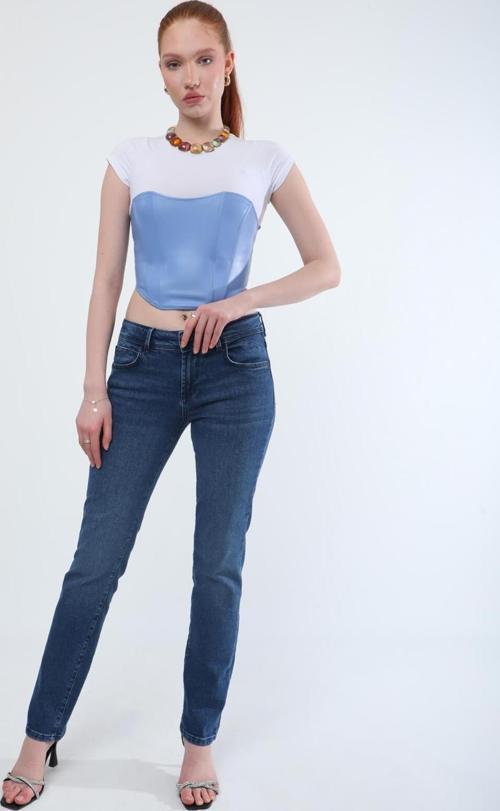 Kadın Slim Fit Likralı Lacivert Jean Pantolon