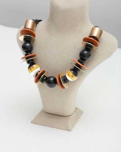 Altın Varak Şeritli ve Toplu Kolye