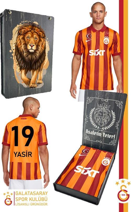 Kö Galatasaray Orijinal Lisanslı 100. Yıl Forma Gs Aslan Baskılı Hediyelik Ahşap Kutulu