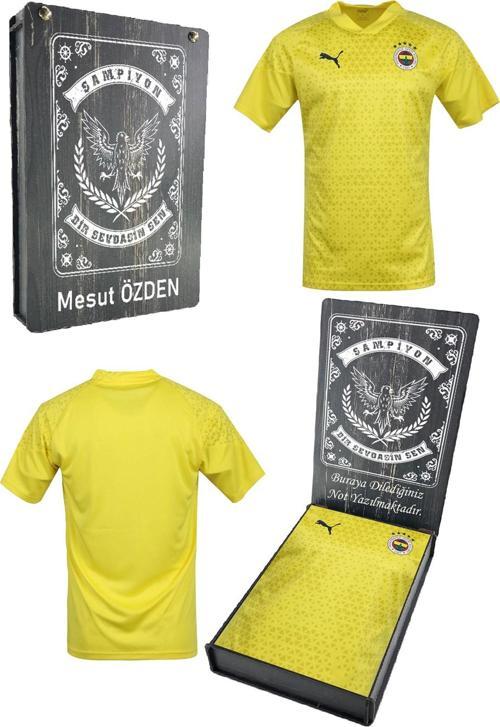 Orijinal A Takım Futbolcu Antrenman T-Shirt Kişiye Özel Ahşap Kutulu