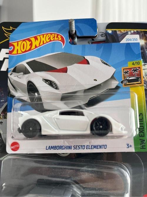 Lamborghini Sesto Elemento