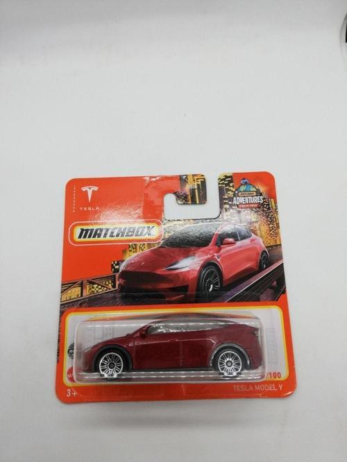 Tesla Model Y Kırmızı