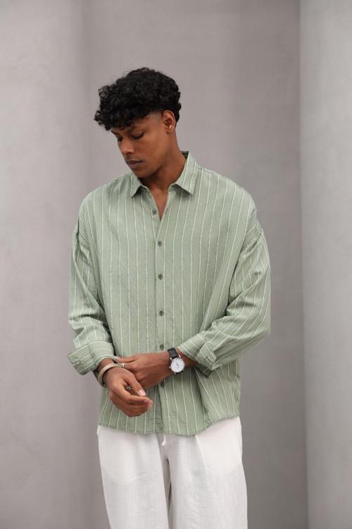 Yumuşak Dokulu Çizgili Modern Erkek Gömlek