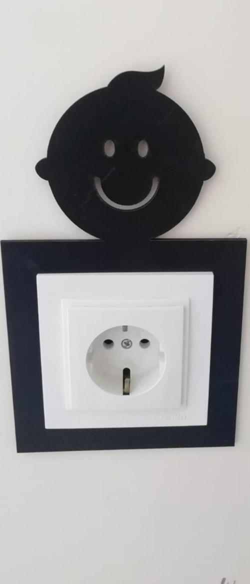 Dekoratif Çocuk Odası Süsü Priz Çerçevesi Priz Süsü