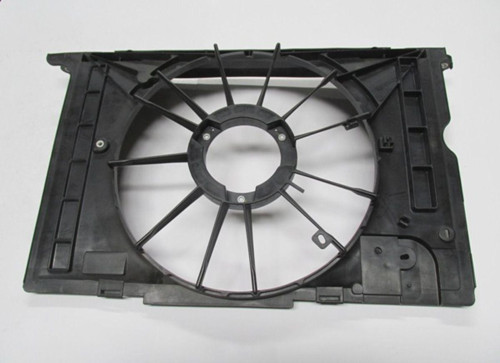 Toyota Corolla- E150- 07/10; Radyatör Fan Davlumbazı Boş Gövde Benzinli Tip