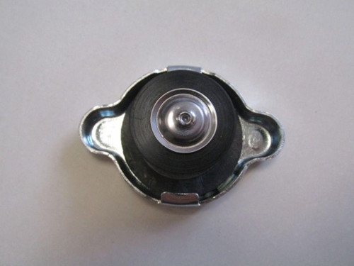 Mazda 323- Hb- 90/95; Radyatör Kapağı Küçük Tip Binek Araçlar Için (0.9) (Kauçuk) (Caps) 16401-36010