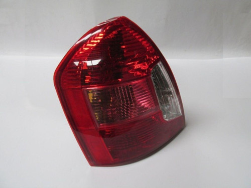 Hyundaı Accent- Era- 06/12; Stop Lambası Sol Kırmızı/Beyaz (Mars) 92401-1E088