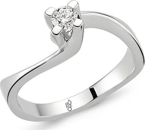 18 Ayar Altın 0.30 Ct Pırlanta Tektaş Yüzük RM30047