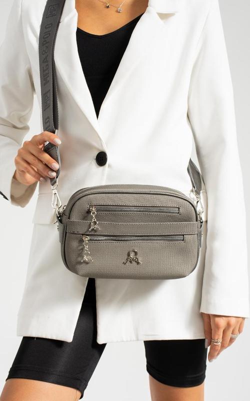Kadın Postacı Çanta 23*18 Cm Çapraz Askılı Suni Deri Omuz Çantası Mega Bag Günlük Kullanıma Uygun