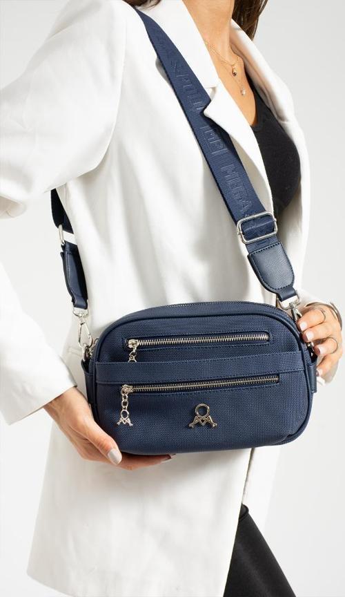 Kadın Postacı Çanta 23*18 Cm Çapraz Askılı Suni Deri Omuz Çantası Mega Bag Günlük Kullanıma Uygun