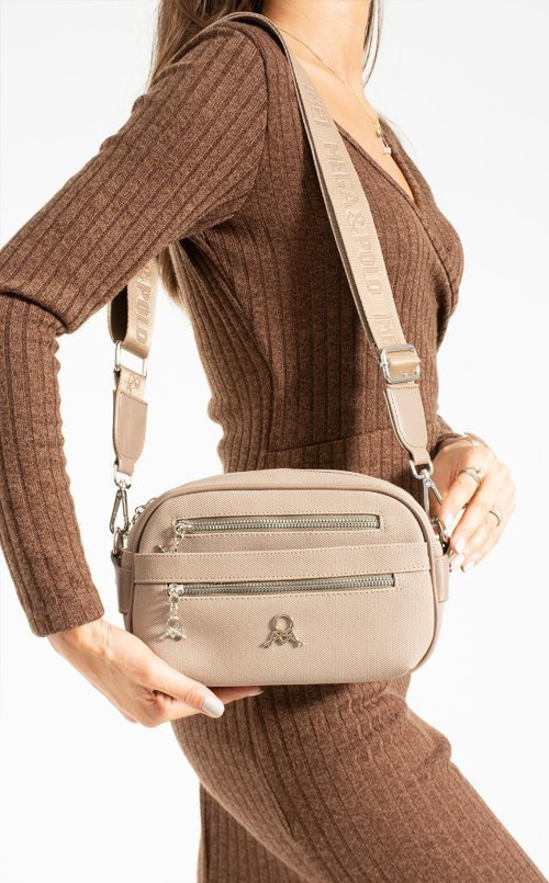 Kadın Postacı Çanta 23*18 Cm Çapraz Askılı Suni Deri Omuz Çantası Mega Bag Günlük Kullanıma Uygun