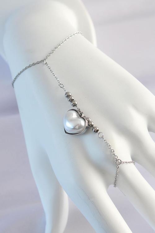 Gümüş Renk Beyaz Bubble Kalp Tasarımlı Şahmeran - EBJ250118W30626