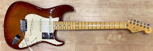 American Professional II Stratocaster Akçaağaç Klavye Sienna Sunburst Elektro Gitar
