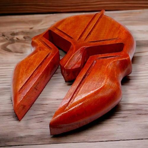 Ahşap Gladyatör Maske Duvar Dekoru 30x18 cm.