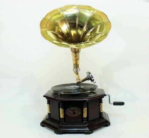 Sekizgen Gramofon Sarı Metal Süslemeli Düz Borulu