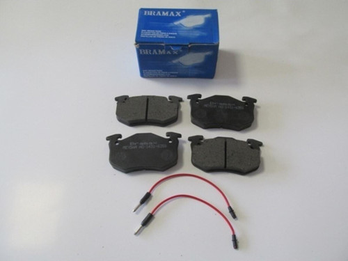 Renault Twıngo- 01/02 Ön Fren Balatası (2 Kablolu)(Disk)(105X54,7X15) (Bramax) 7701202891