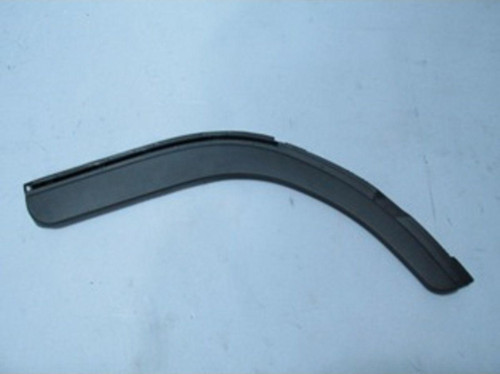 Mıtsubıshı Canter- Fuso- 06/12; Çamurluk Ağzı Plastiği Sağ (Fe711/839/859E/859G) (Bfn) Mk403146