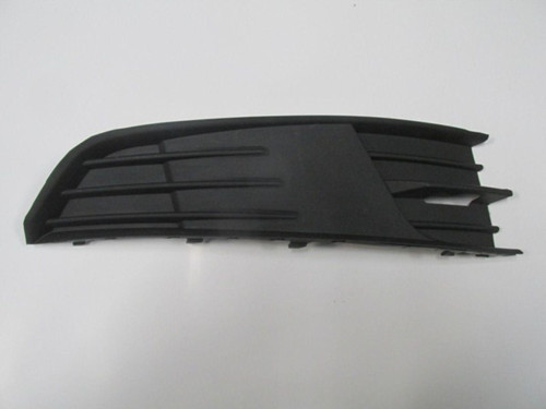 Skoda Fabıa- 15/18; Sis Lamba Kapağı Sağ Sis Deliksiz/Siyah (Tw-Y) 6V08073689B9