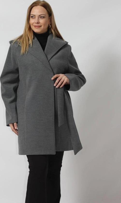 Kuşaklı Yandan Bağlama Detaylı Kapüşonlu Kaşe Kaban