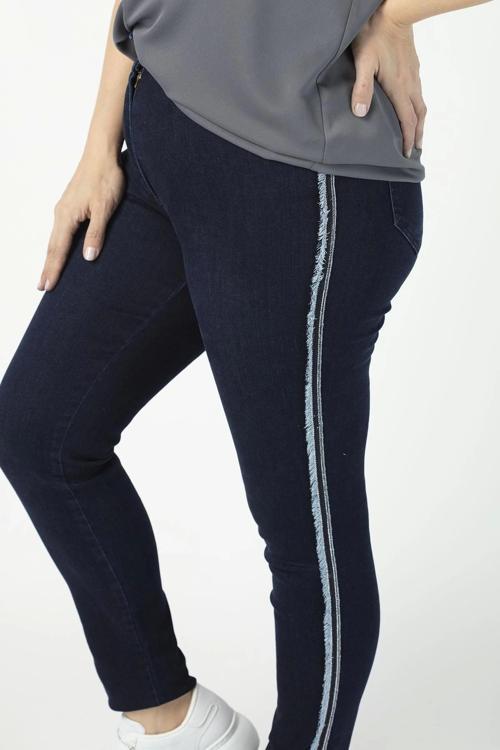 P004m Yanı Püsküllü Tam Kalıp Dar Paça Büyük Beden Kot Pantolon Mavi