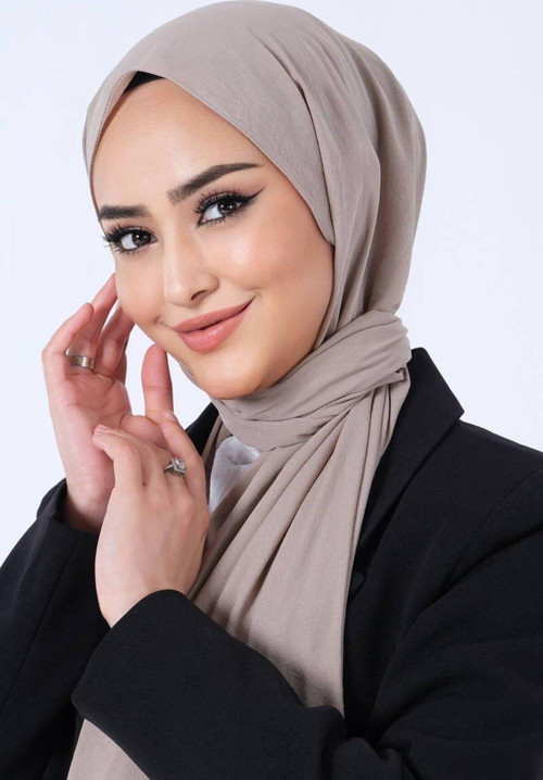 Asy Şal Latte(İnce Hassas Ütü İstemeyen Rahat Konforlu Bir Kumaş Özel Ve Günlük )