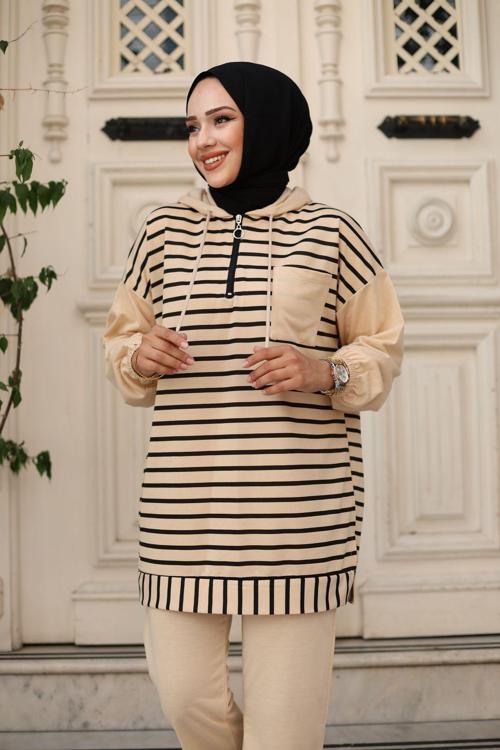 Kadın Tesettür Giyim Kapüşonlu Ve Önü Yarım Fermuarlı Çizgili 2 İplik Pantalon İle Tunik Takım Vizon 2XL
