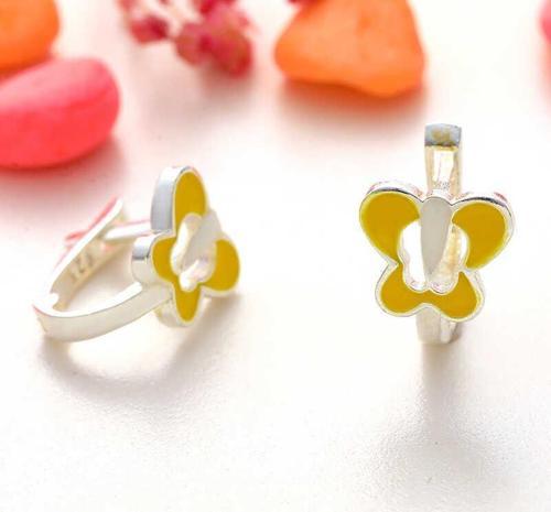 Gümüş Sarı Kelebek Çocuk Küpesi  SL6110